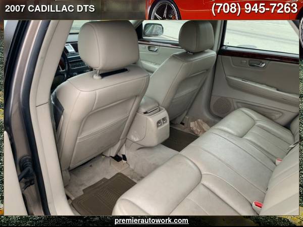 2007 CADILLAC DTS - cars & trucks - by dealer - vehicle automotive... for sale in Alsip, IL – photo 8