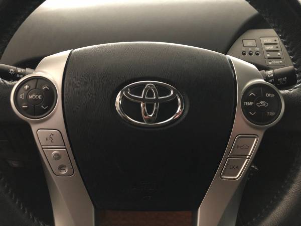 2013 Toyota Prius Five RARE Head-up display LKA - cars & for sale in Bethany, CT – photo 9