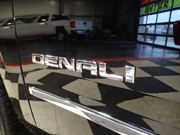 2016 GMC Yukon 4x4 Denali 4dr SUV, Black for sale in Gretna, IA – photo 6