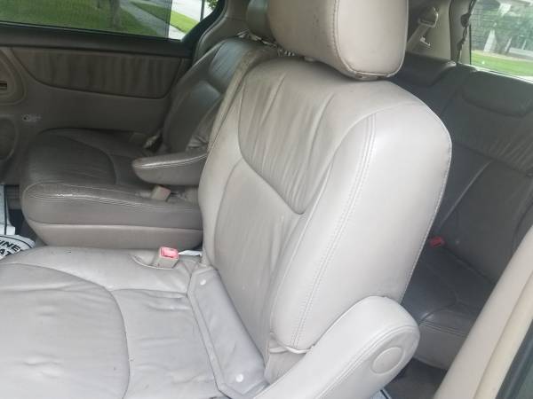 2006 TOYOTA SIENNA XLE - cars & trucks - by owner - vehicle... for sale in Wesley Chapel, FL – photo 8