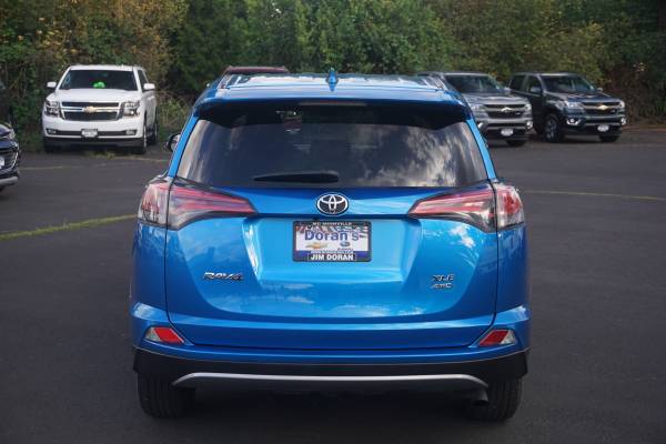 2018 Toyota Rav4 for sale in McMinnville, OR – photo 5