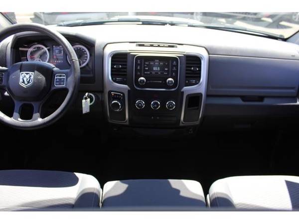 2018 Ram 1500 truck SLT (Bright White Clearcoat) for sale in Lakeport, CA – photo 3