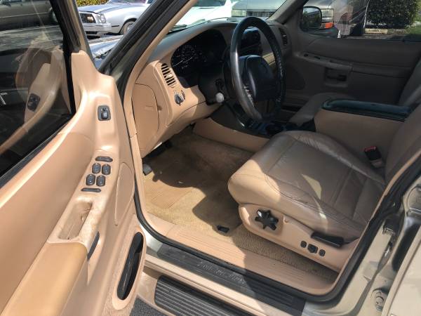 2001 Mercury Mountaineer for sale in Lake Park, FL – photo 8