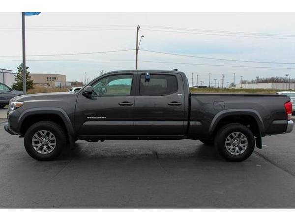 2016 Toyota Tacoma truck SR5 Green Bay - - by dealer for sale in Green Bay, WI – photo 11