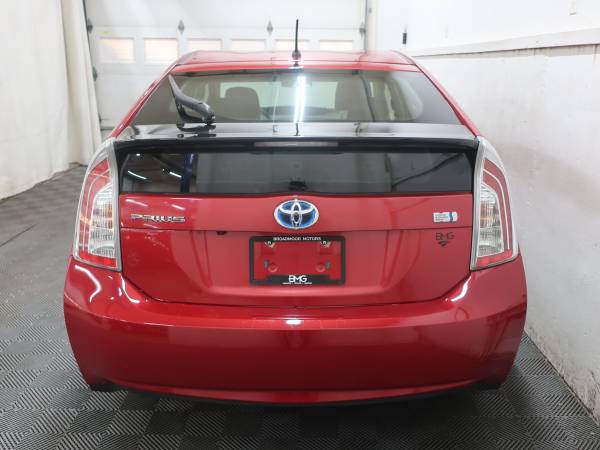 2015 Toyota Prius Hatchback Two - Warranty - cars & trucks - by... for sale in Hastings, MI – photo 4