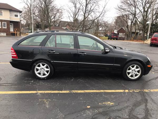 2004 MERCEDES-BENZ C-CLASS - cars & trucks - by dealer - vehicle... for sale in Kenosha, WI – photo 5