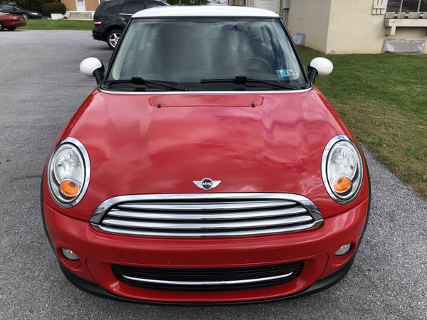 12 Mini Cooper Red 6 Speed Clean Carfax Pano Roof Excellent Condition for sale in Palmyra, PA – photo 2
