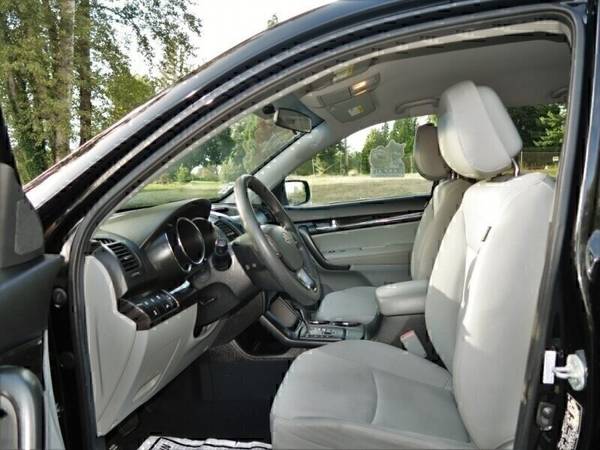 2011 Kia Sorento AWD 4dr V6 LX (COMES WITH 3MON-3K MILES WARRANTY) for sale in Gladstone, OR – photo 10