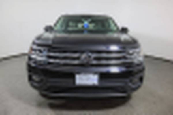 2018 Volkswagen Atlas, Deep Black Pearl - cars & trucks - by dealer... for sale in Wall, NJ – photo 8