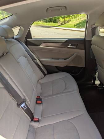 2015 Hyundai Sonata Sport - Clean, Tons of Extra, Well Maintained for sale in Lebanon, GA – photo 7