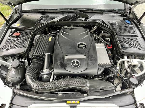 2015 Mercedes Benz C300 4Matic Luxury Sedan LOADED for sale in Miramar, FL – photo 23