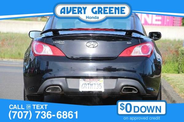 *2010* *Hyundai* *Genesis* ** - cars & trucks - by dealer - vehicle... for sale in Vallejo, CA – photo 9
