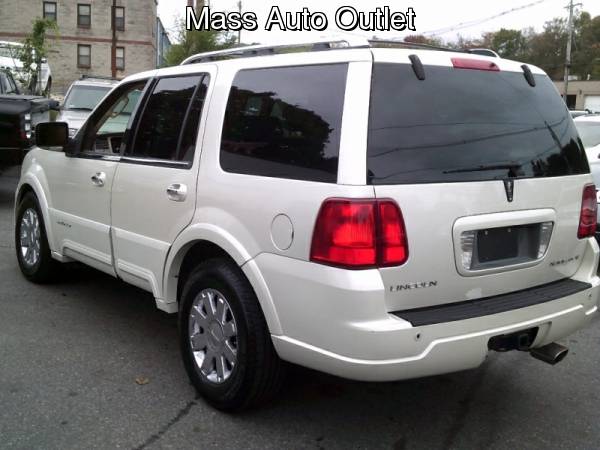 2004 Lincoln Navigator 4dr 4WD Luxury for sale in Worcester, MA – photo 4