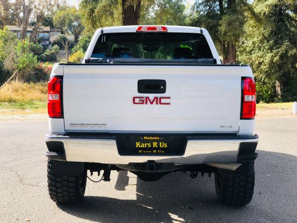 2018 GMC SIERRA 1500 CREW CAB * LIFTED * 4X4 * LOW MILES * B@D @SS !! for sale in Modesto, CA – photo 8
