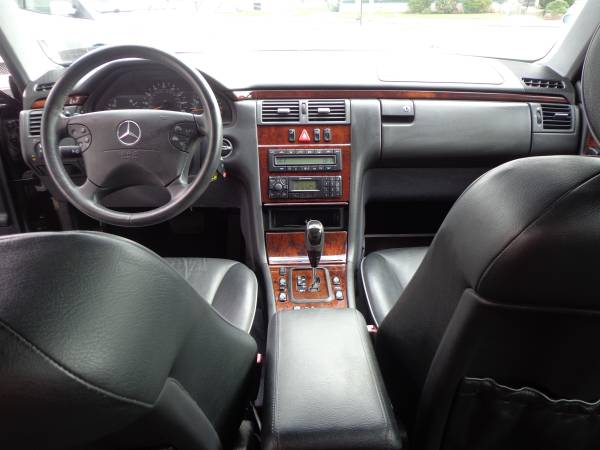 2001 MERCEDES BENZ E-CLASS-CLEAN INSIDE/OUTSIDE-LOADED-CLEAN CARFAX for sale in Allentown, PA – photo 21