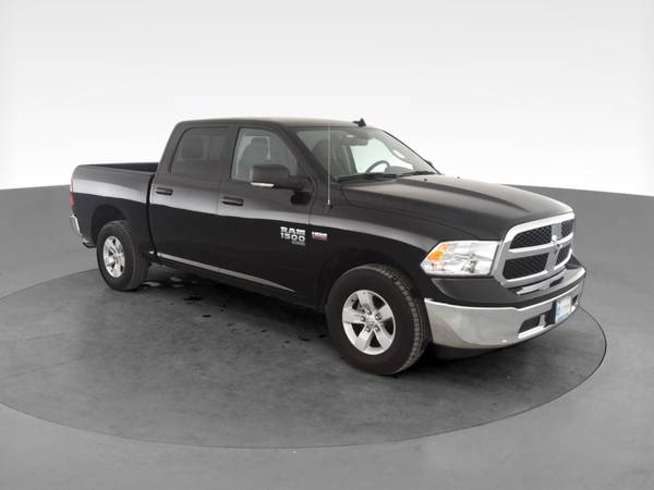 2020 Ram 1500 Classic Crew Cab SLT Pickup 4D 5 1/2 ft pickup Black -... for sale in Harker Heights, TX – photo 15