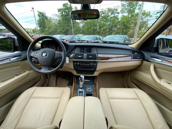 Beige 2011 BMW X5 xDrive35i Premium - panoroof, heated wheel, finance for sale in Middleton, MA – photo 14