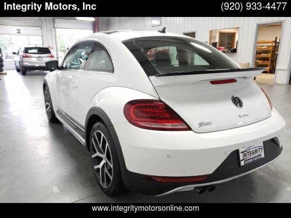 2018 Volkswagen Beetle 2.0T Dune ***Financing Available*** - cars &... for sale in Fond Du Lac, WI – photo 4