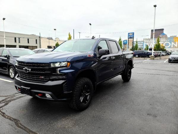 2019 Chevrolet Chevy Silverado 1500 4WD Crew Cab 147 LT Trail Boss -... for sale in Dayton, OH – photo 3