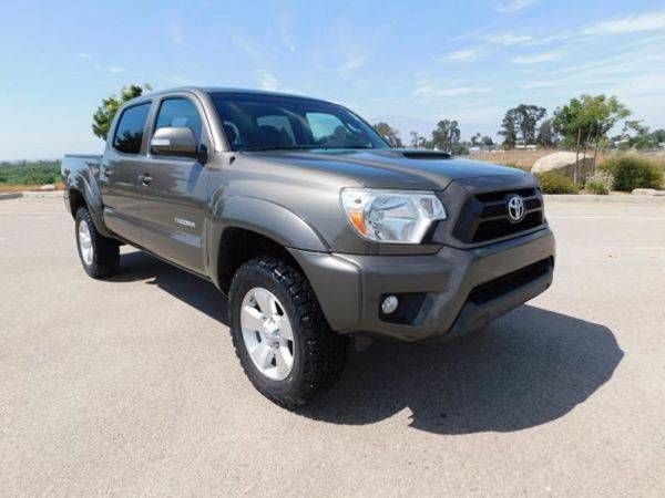 2015 Toyota Tacoma V6 4x4 4dr Double Cab 5.0 ft SB 5A - THE LOWEST... for sale in Norco, CA – photo 3