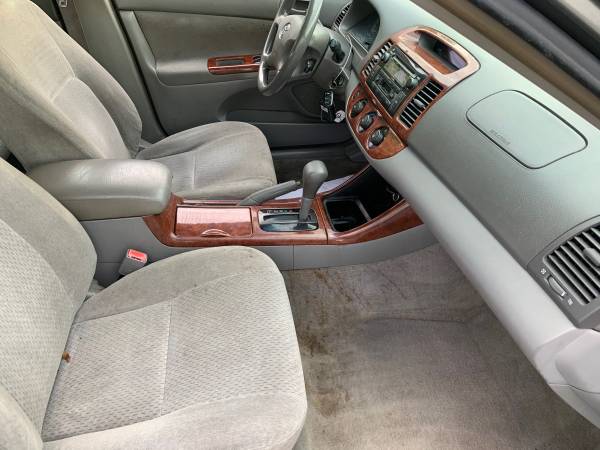 2003 Toyota Camry XLE Gray/Gray 180, 000 miles 4cyl - cars & for sale in Baltimore, MD – photo 3