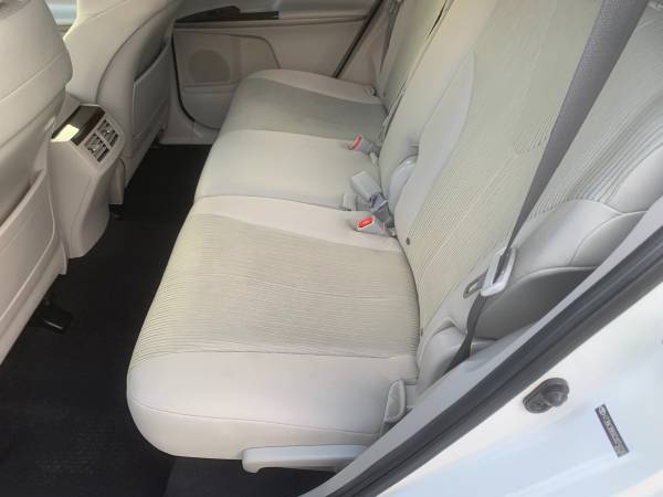 2012 Toyota Venza - cars & trucks - by dealer - vehicle automotive... for sale in Topeka, KS – photo 8