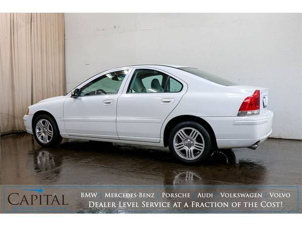 Gets 27MPG! Sporty '09 Volvo S60 Turbo w/Moonroof, Aux Audio - cars... for sale in Eau Claire, MI – photo 10