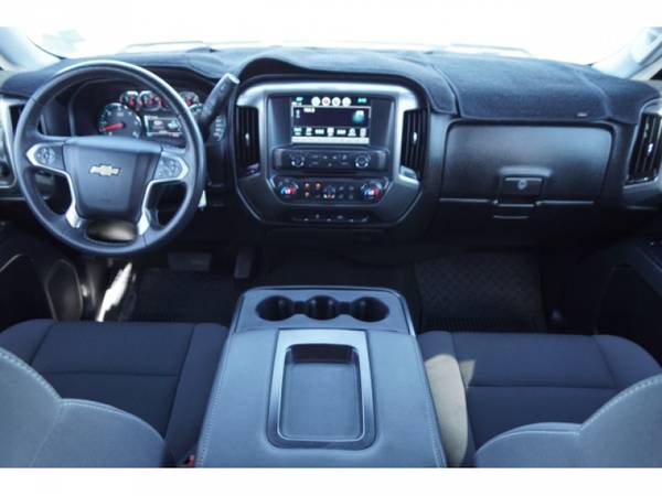 2018 Chevrolet Chevy Silverado 1500 4WD CREW CAB 143.5 LT W/ 4x4 Pass for sale in Glendale, AZ – photo 24