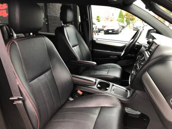 Take a look at this 2017 Dodge Grand Caravan GT LOW MILES LOADED-bosto for sale in Chelsea, MA – photo 11