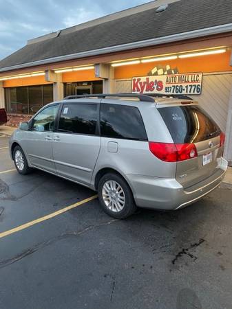2008 TOYOTA SIENNA - cars & trucks - by dealer - vehicle automotive... for sale in Moraine, OH – photo 2