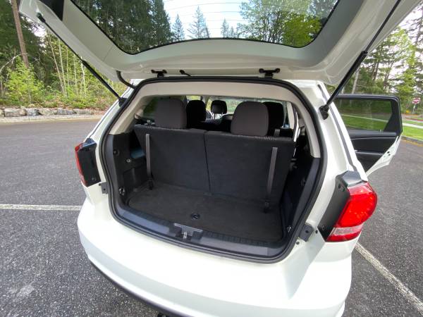 Dodge Journey SXT - V6 3rd Row Seats 79K Miles 2012 - cars & for sale in Redmond, WA – photo 18
