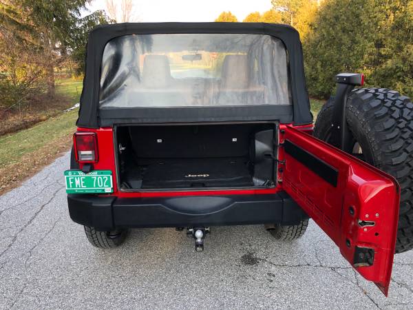2012 Jeep Wrangler Rubicon - cars & trucks - by owner - vehicle... for sale in Swanton, VT – photo 9