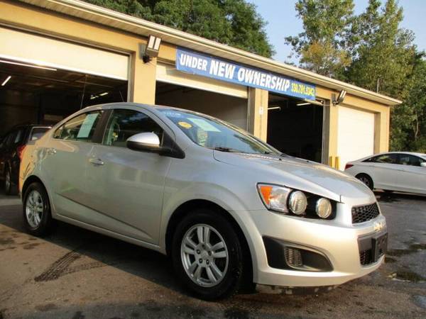 2014 Chevrolet Sonic LT Auto 4dr Sedan - cars & trucks - by dealer -... for sale in Youngstown, OH – photo 3