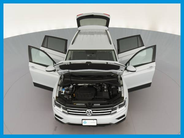 2018 VW Volkswagen Tiguan 2 0T S 4MOTION Sport Utility 4D suv White for sale in Montebello, CA – photo 22