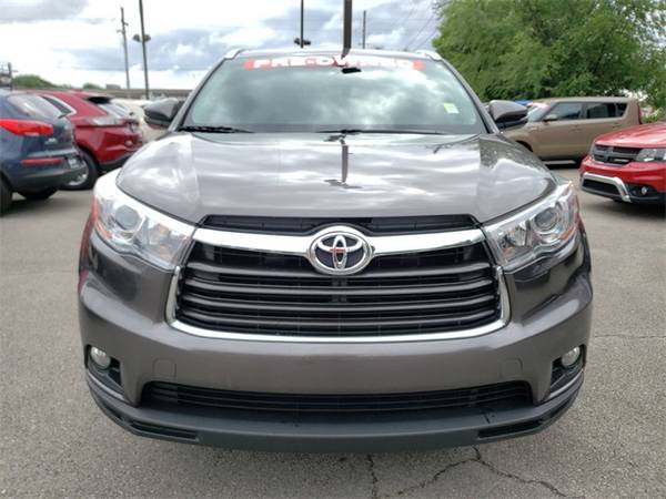 2016 Toyota Highlander XLE V6 suv Predawn Gray Mica for sale in Fayetteville, AR – photo 2