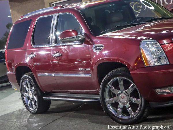 2010 Cadillac Escalade 4WD 4dr Premium -GET APPROVED for sale in CRESTWOOD, IL – photo 4