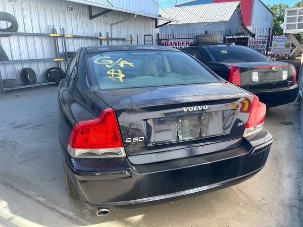 2007 Volvo S60 2 5T 4dr Sedan - - by dealer - vehicle for sale in Fort Worth, TX – photo 4