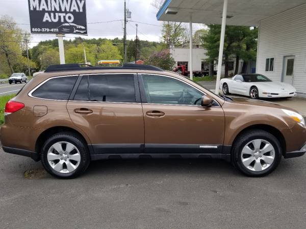 2012 Subaru Outback 2 5i - - by dealer - vehicle for sale in Winsted, CT – photo 3