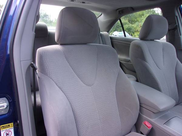 2011 Toyota Camry LE, 121k Miles, Blue/Grey, Auto, P Roof, Alloys -... for sale in Franklin, ME – photo 10