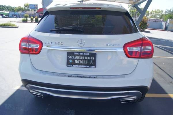 2015 Mercedes-Benz GLA GLA 250 4MATIC AWD GLA250 LOW MILES LOADED BAD for sale in Carmichael, CA – photo 9