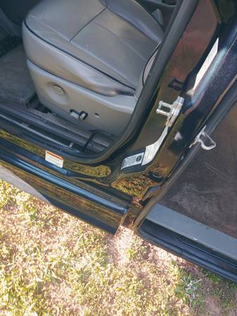07 Buick Terraza wheelchair van for sale in Hoschton, GA – photo 11