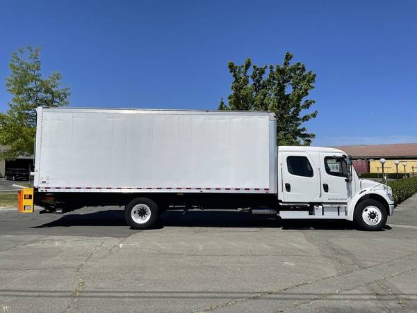 2016 Freightliner M2 106 - - by dealer - vehicle for sale in Fairfield, CA – photo 4