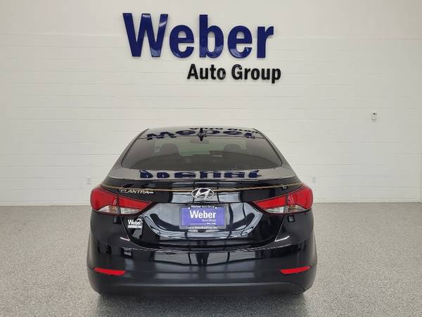 2015 Hyundai Elantra SE-68k miles-Well Maintained! for sale in Silvis, IA – photo 2