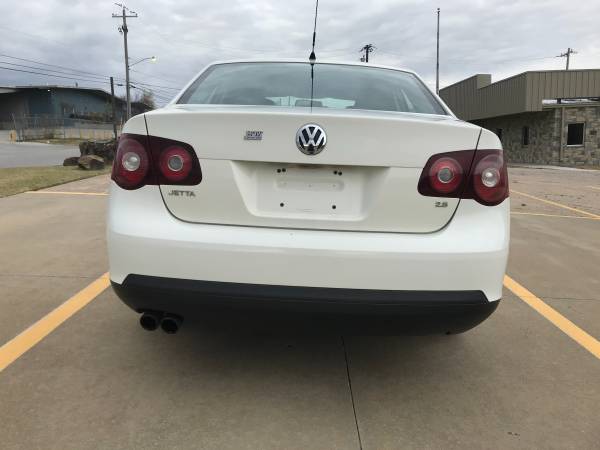2008 VOLKSWAGEN JETTA S*CARFAX CERTIFIED*NICE VEHICLE*NO ACCIDENT* -... for sale in Tulsa, OK – photo 4