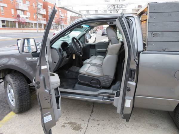 2006 Ford F-150 XL Pickup Truck 1 Owner! Runs Great! for sale in Brooklyn, NY – photo 10