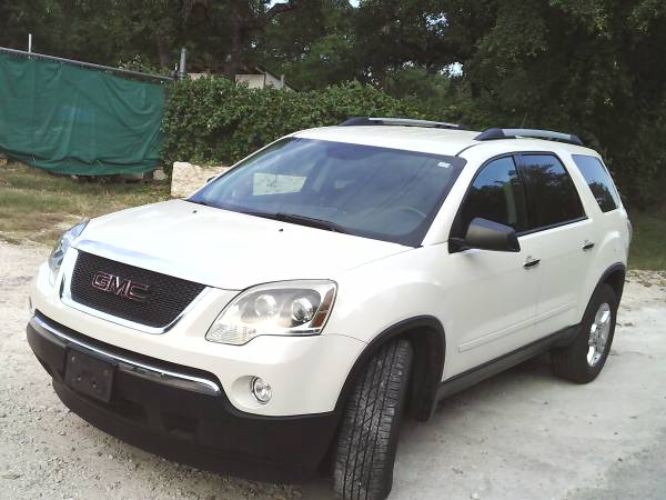2011 GMC ACADIA Automatic CD Alloy wheels back up camera for sale in Austin, TX – photo 2