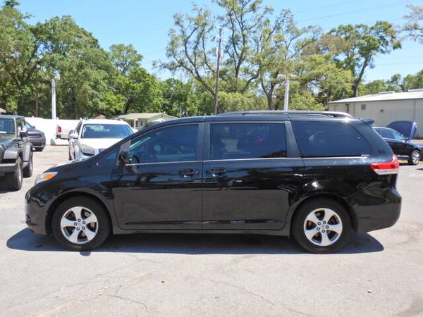 2014 Toyota Sienna 5dr 8-Pass Van V6 LE FWD (Natl) for sale in Pensacola, FL – photo 2