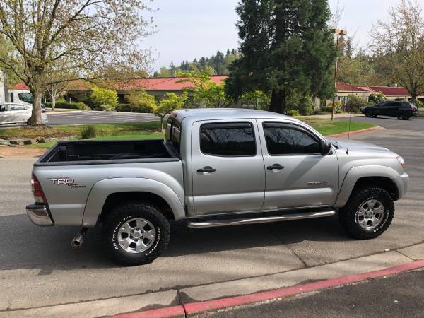 2009 Toyota Tacoma Double Cab SR5 TRD 4WD - Clean title, 6speed for sale in Kirkland, WA – photo 4