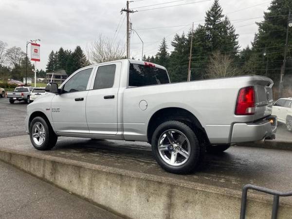 2014 Ram 1500 4x4 4WD Truck Dodge Quad Cab 140 5 Express Crew Cab for sale in Vancouver, OR – photo 3