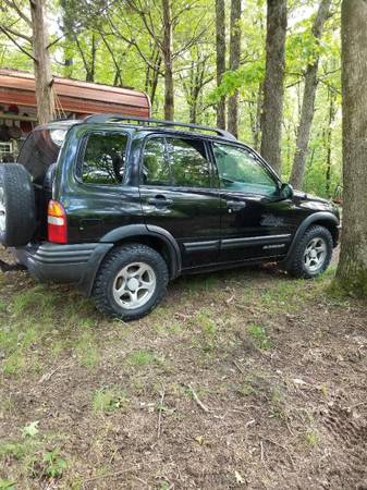 2003 Chevy Tracker V6 4x4 - cars & trucks - by owner - vehicle... for sale in Bono, AR – photo 2